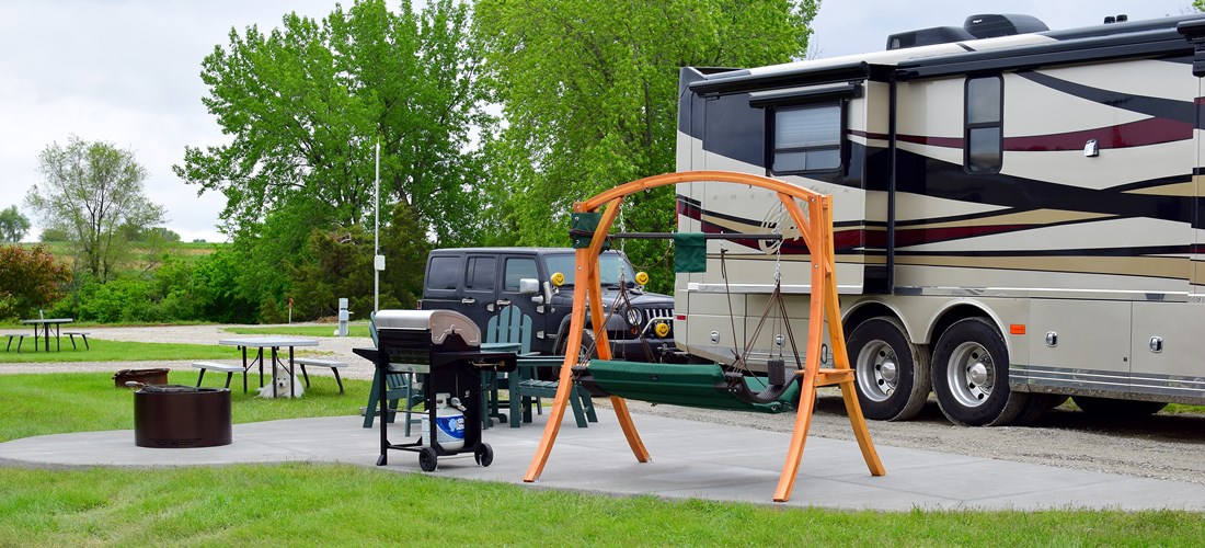 Deluxe Patio Site #18