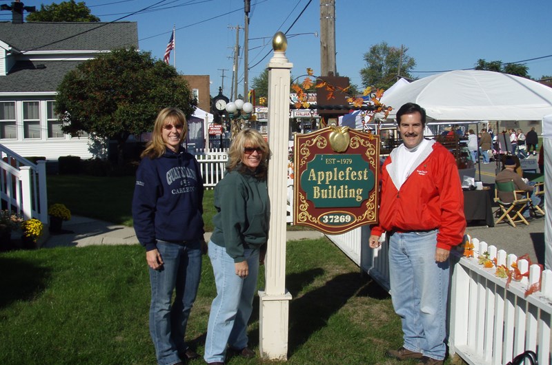 Huron Township Apple Fest Event at the Detroit / Ann Arbor KOA Holiday