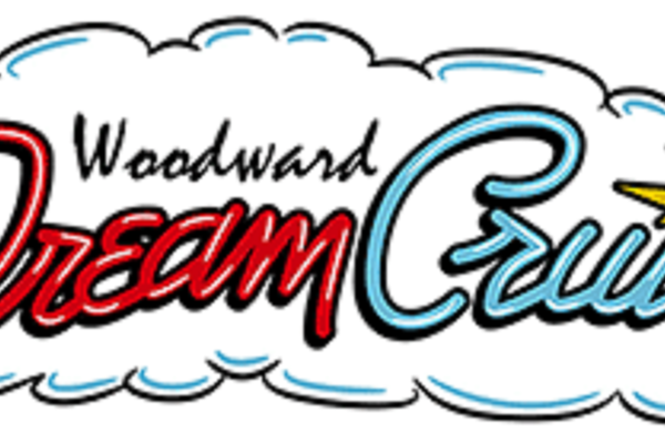 Woodward Dream Cruise Photo