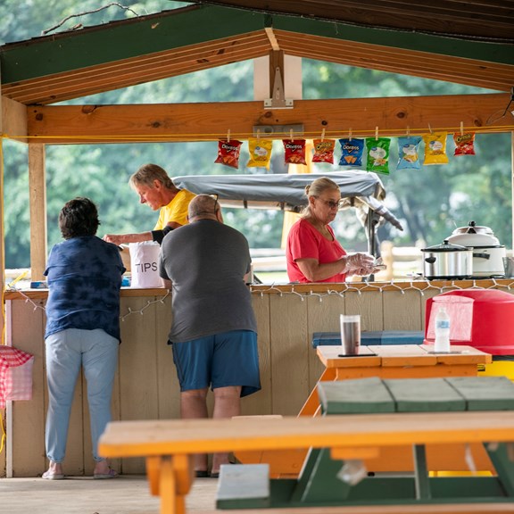Plan a trip to Lincoln Park, Michigan
