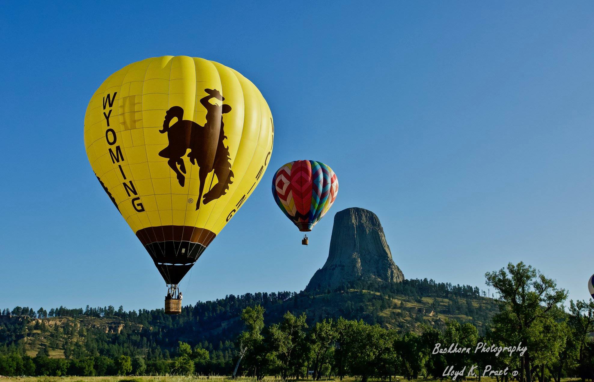 Fly Devils Tower Hot Air Balloon Rally Photo