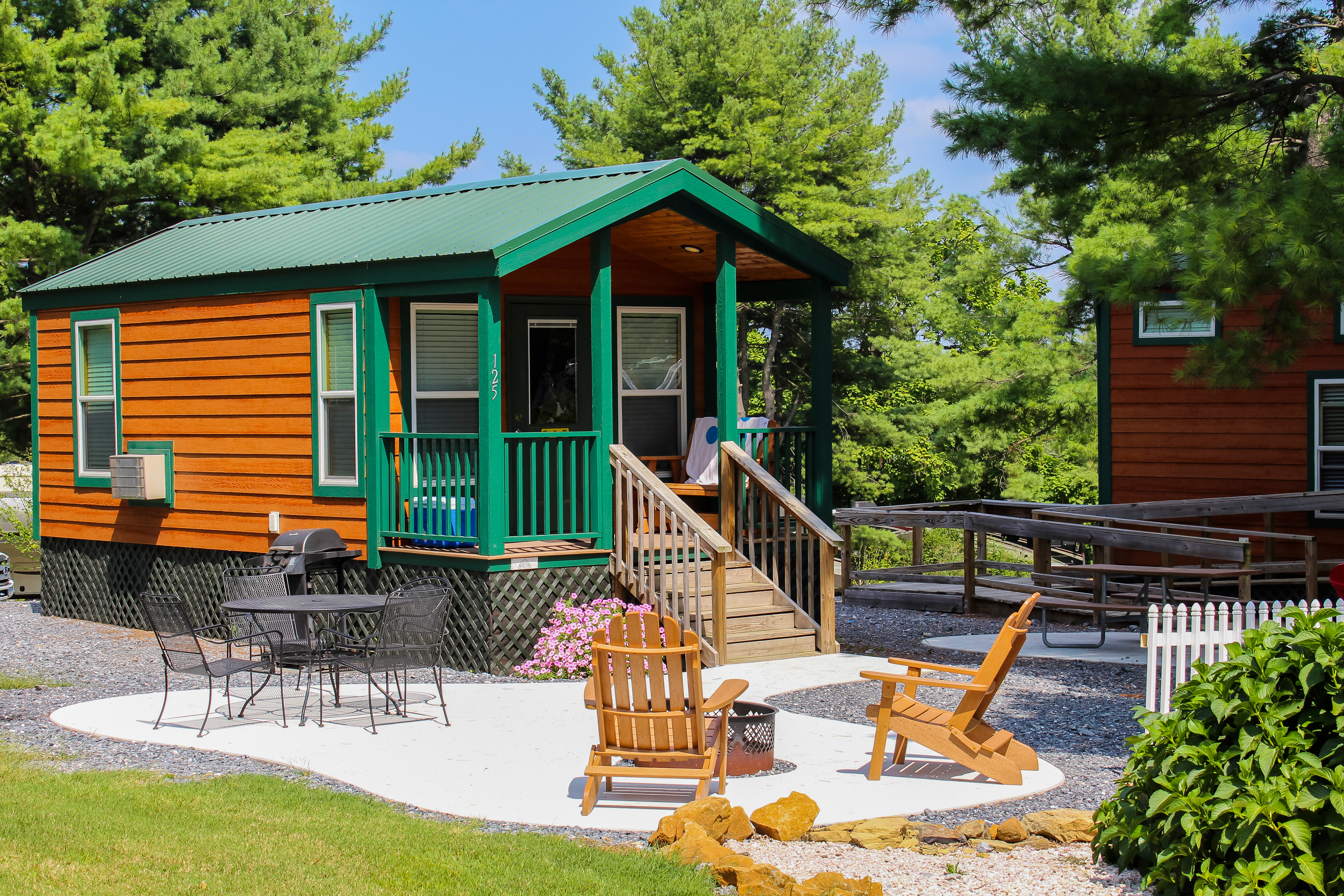 Elizabethtown/Hershey KOA Holiday Cabin Rentals and Lodging