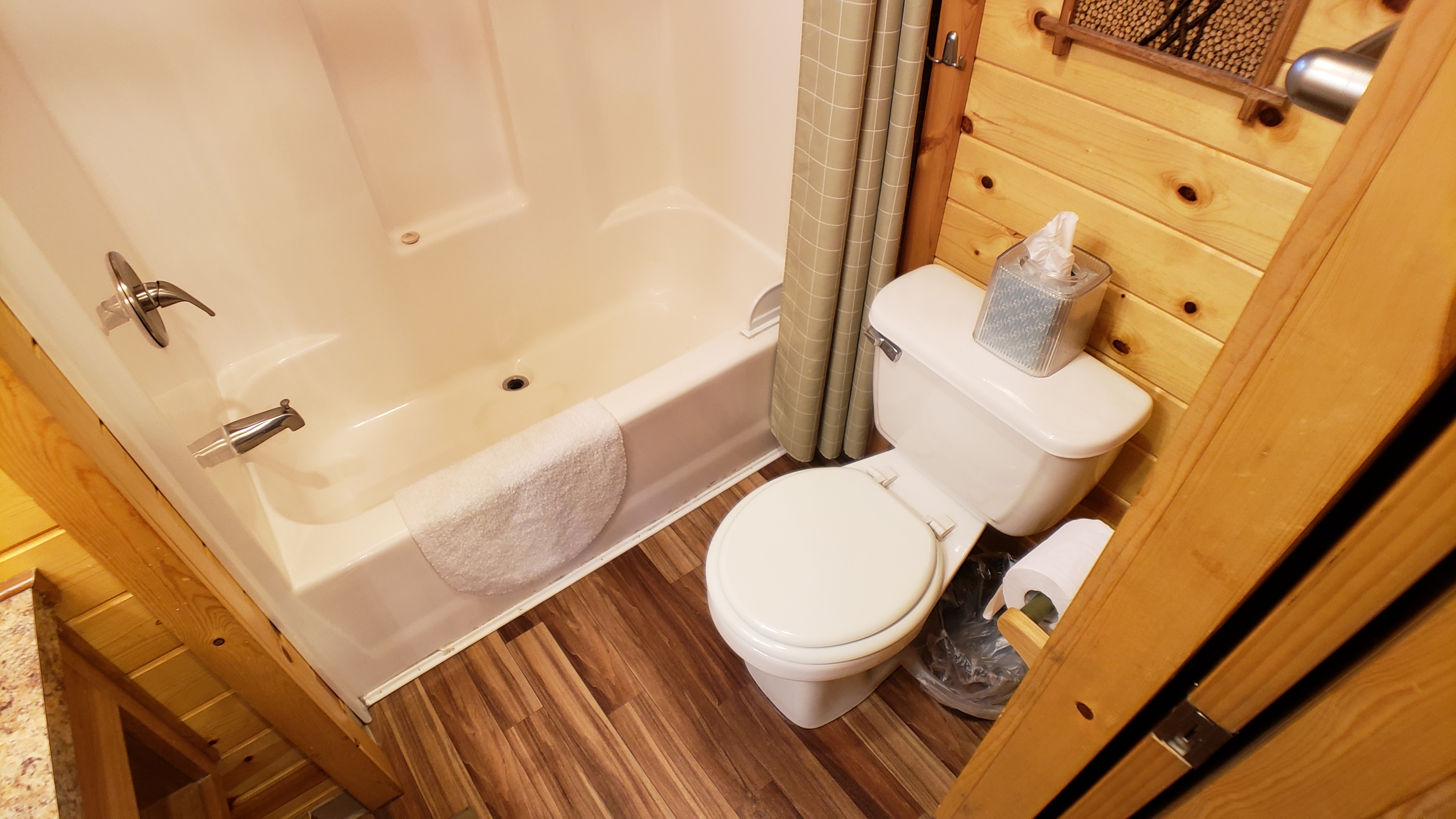 Studio Deluxe Cabin, Interior (WITH BATHROOM)