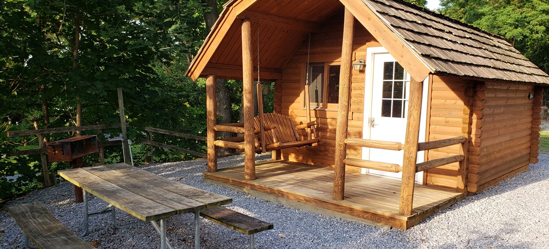 1 Room Log Cabin Plus, (NO BATHROOM)