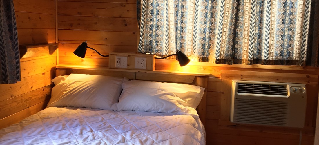 deluxe cabin bedroom