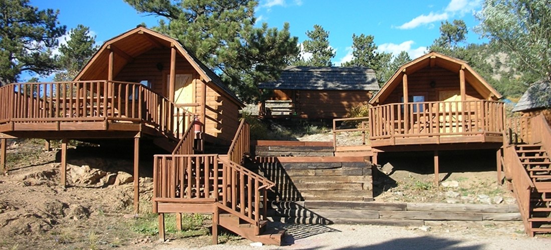1 room cozy camper cabins