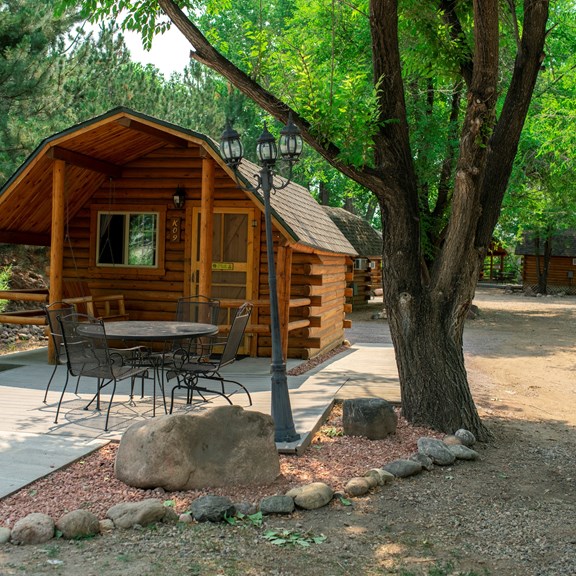 Plan a trip to Castlewood, Colorado