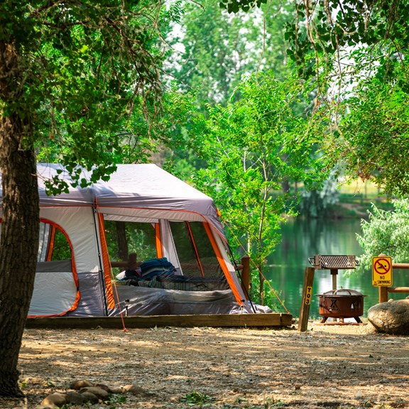 Plan a trip to Sheridan, Colorado