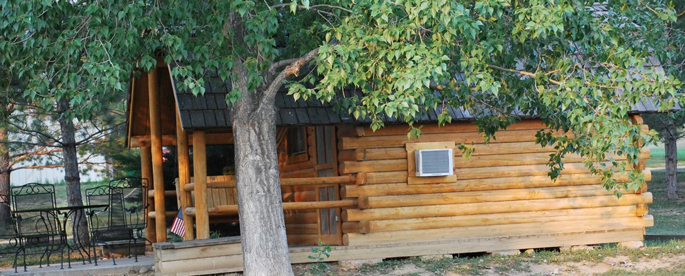 1 Room Camping Cabin with Air Conditioning