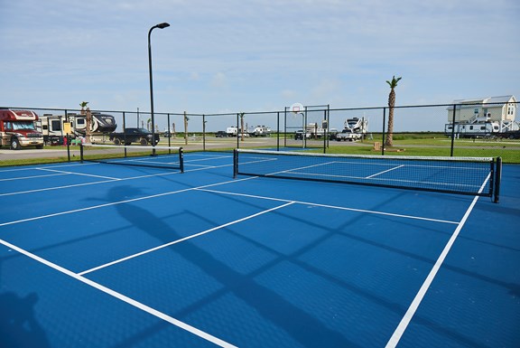 Ground view of the pickleball court.