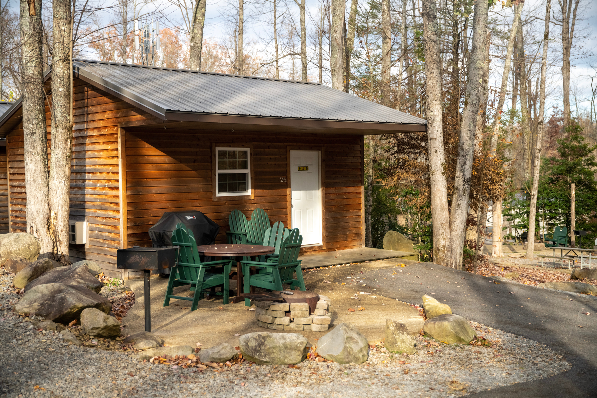 Cosby, Tennessee Lodging Gatlinburg East / Smoky Mountain KOA Holiday