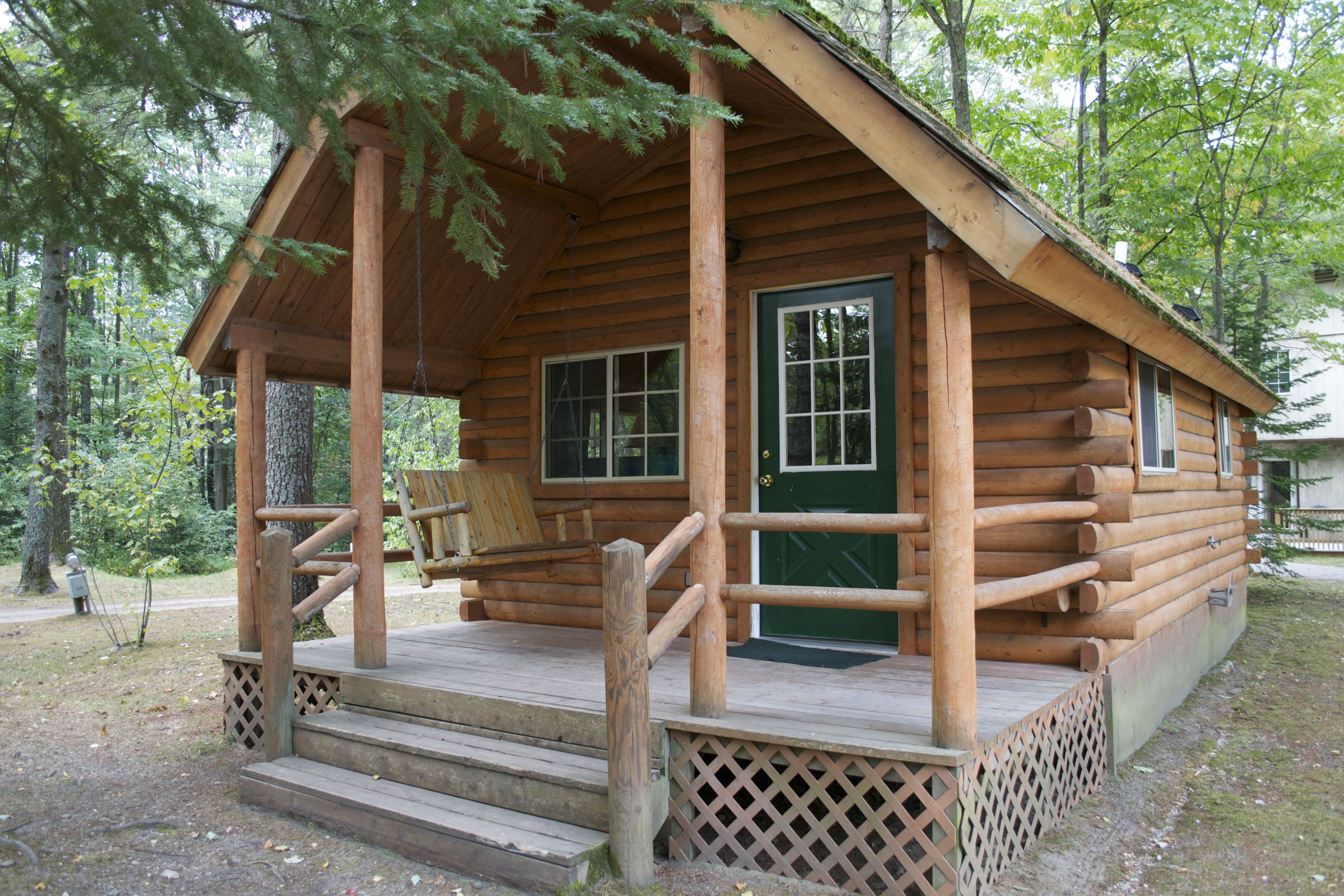 Rustic Deluxe Camping Cabin With Bathroom