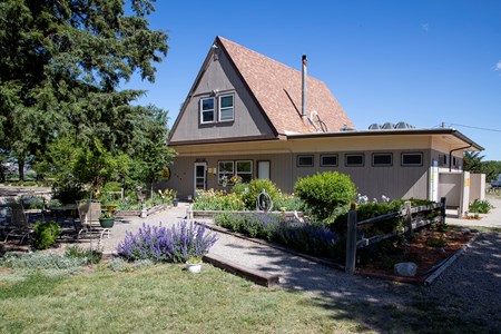 Stay 7 or More Nights at 25% Off