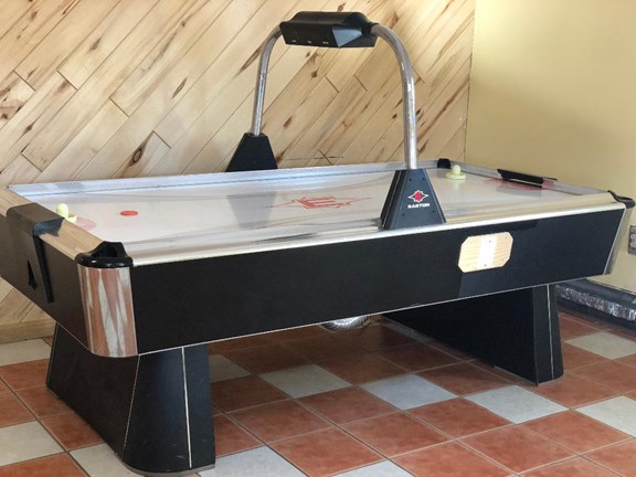 Air Hockey