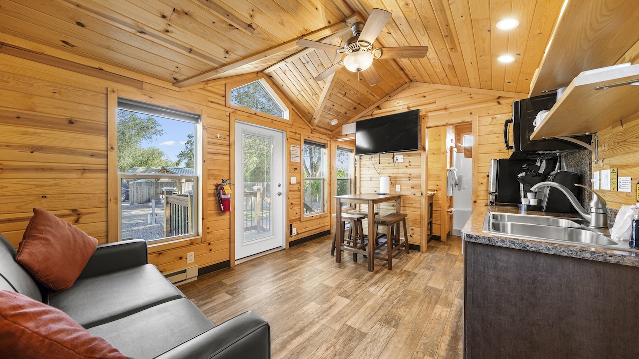 Vacation Rental Lodge living space