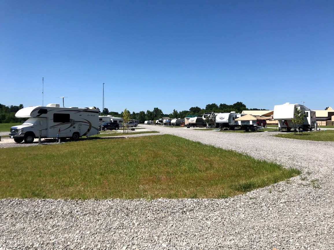 Grayville / I64 KOA Holiday RV Campground in Grayville, IL