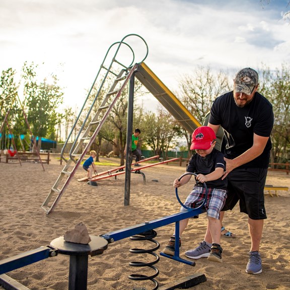 Plan a trip to Mount Pleasant, Utah