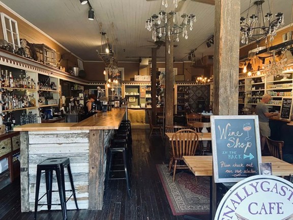Snallygaster's Cafe and Wine Bar