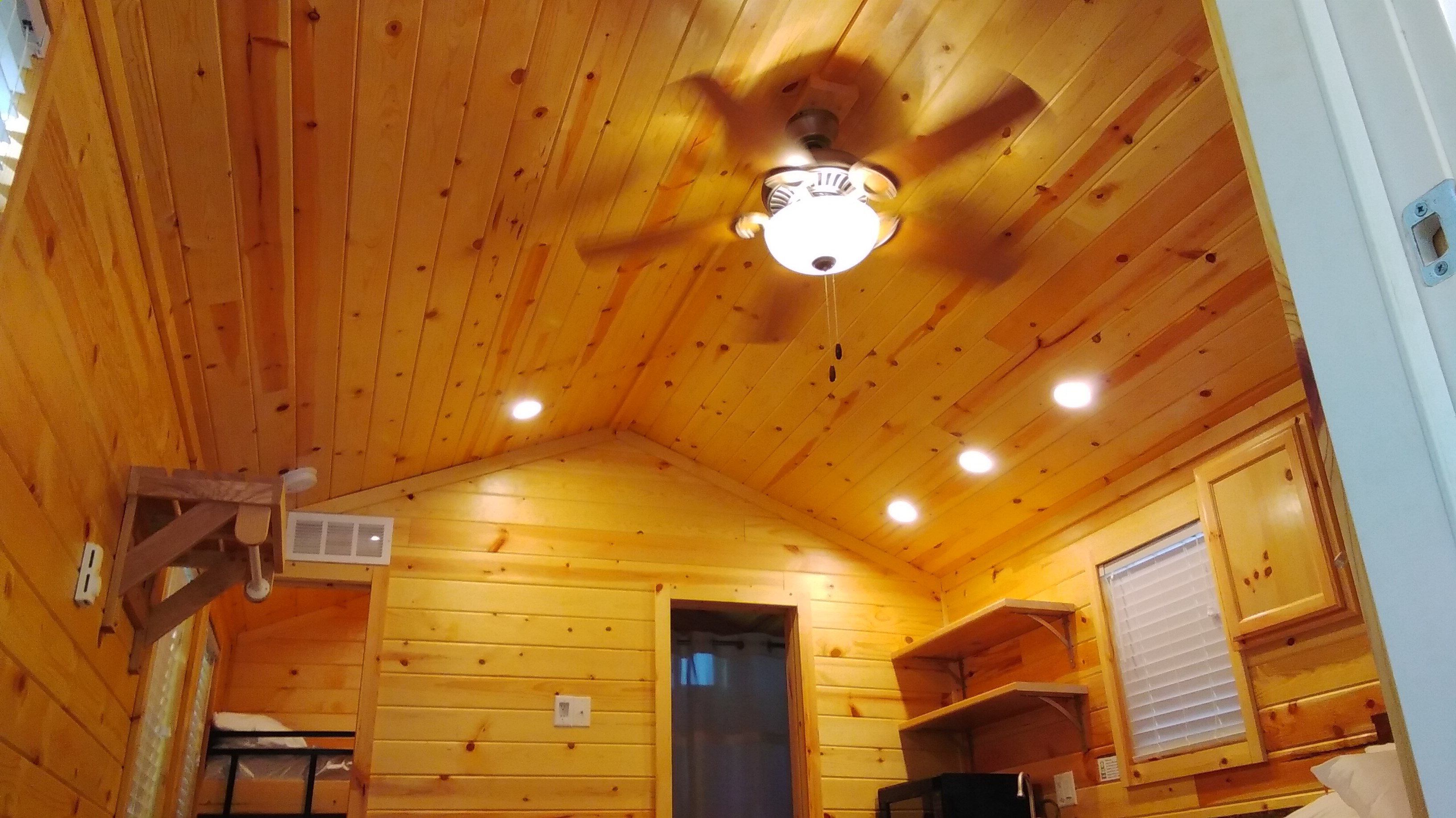 Hartwell, Lodging Hartwell Lakeside KOA Holiday