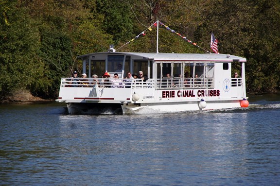 Erie Canal Cruises