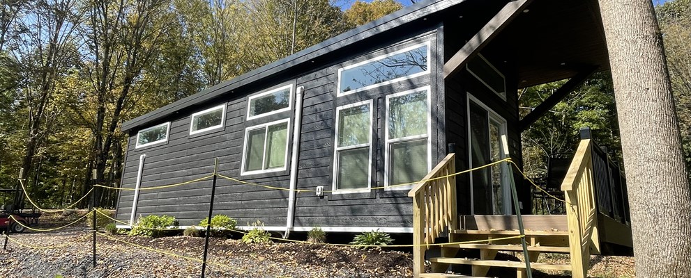 Mountainside Lodge 350