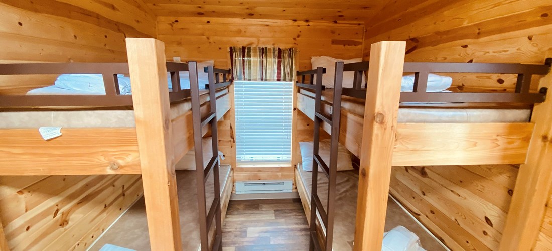 Windmill Lodge - Bunk room