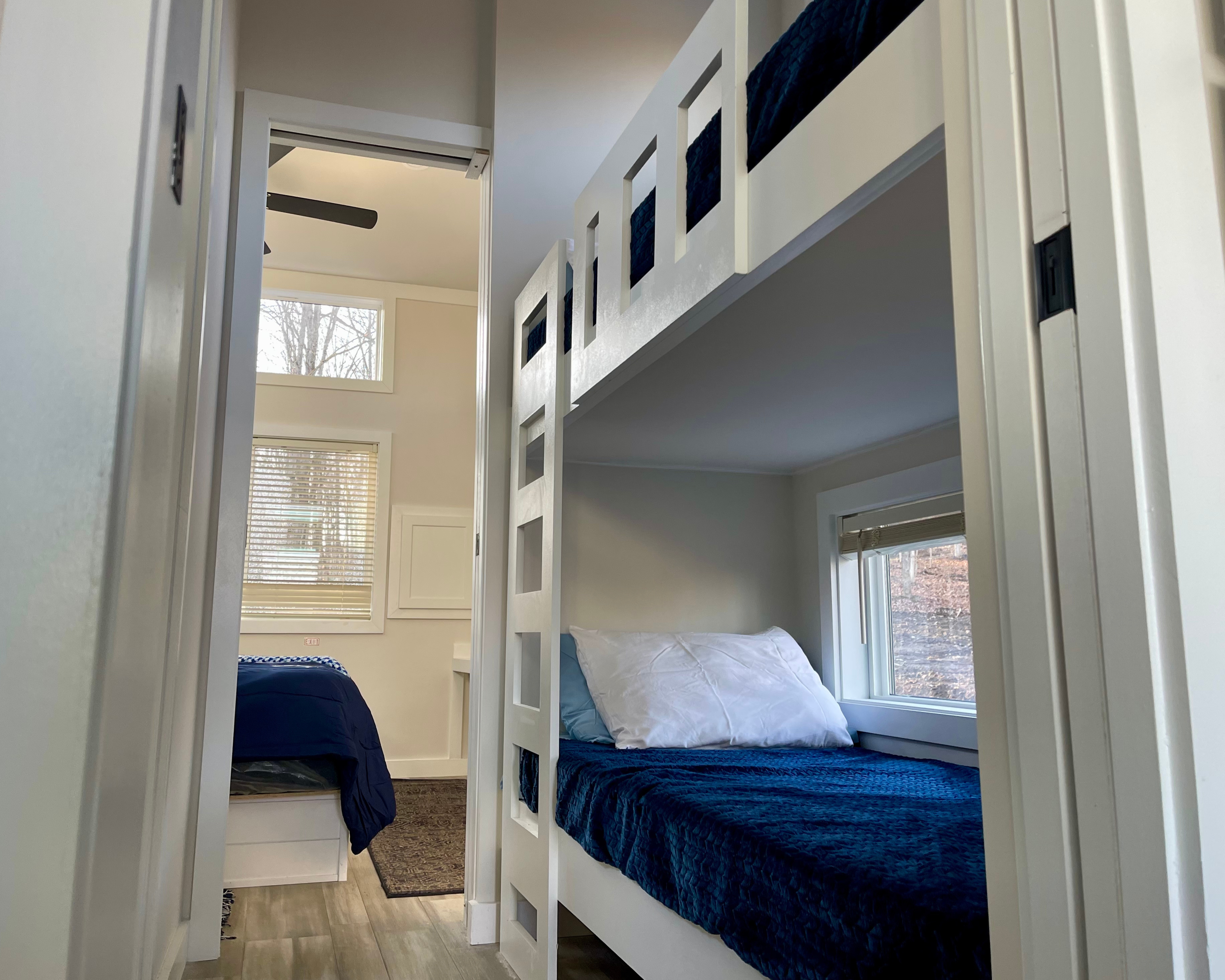 Mountainside Lodge - Bunk Beds
