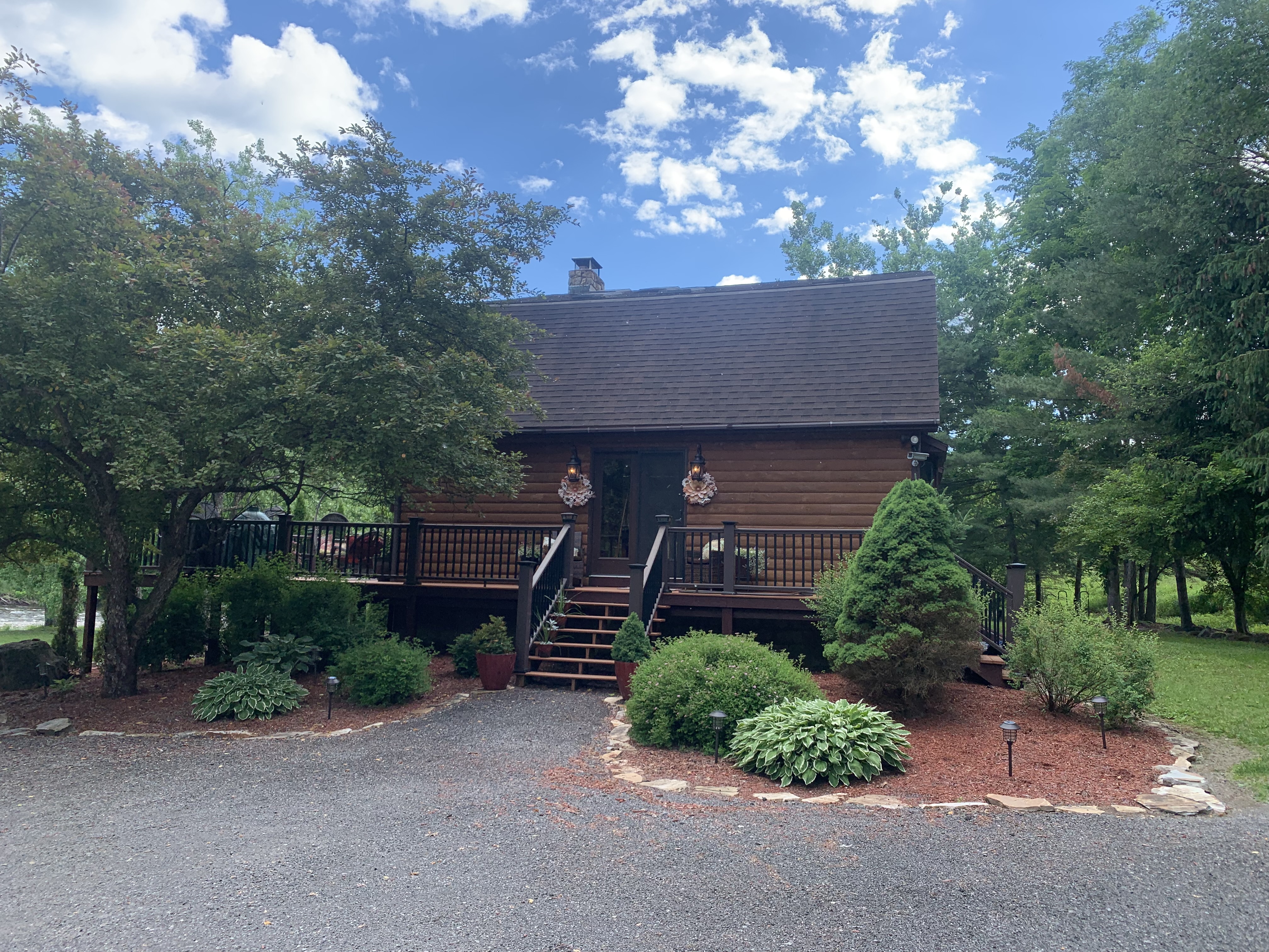 Herkimer, New York Lodging Herkimer Diamond KOA Resort