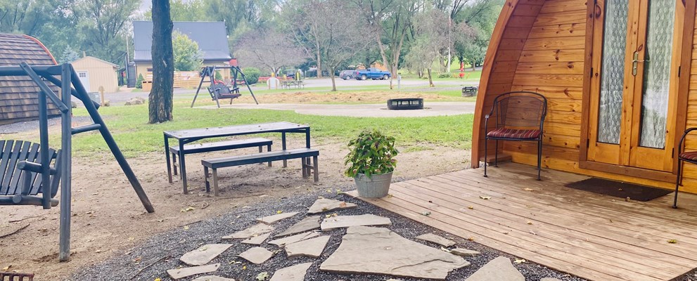 Welcome to Creekside Glamping Pod #3