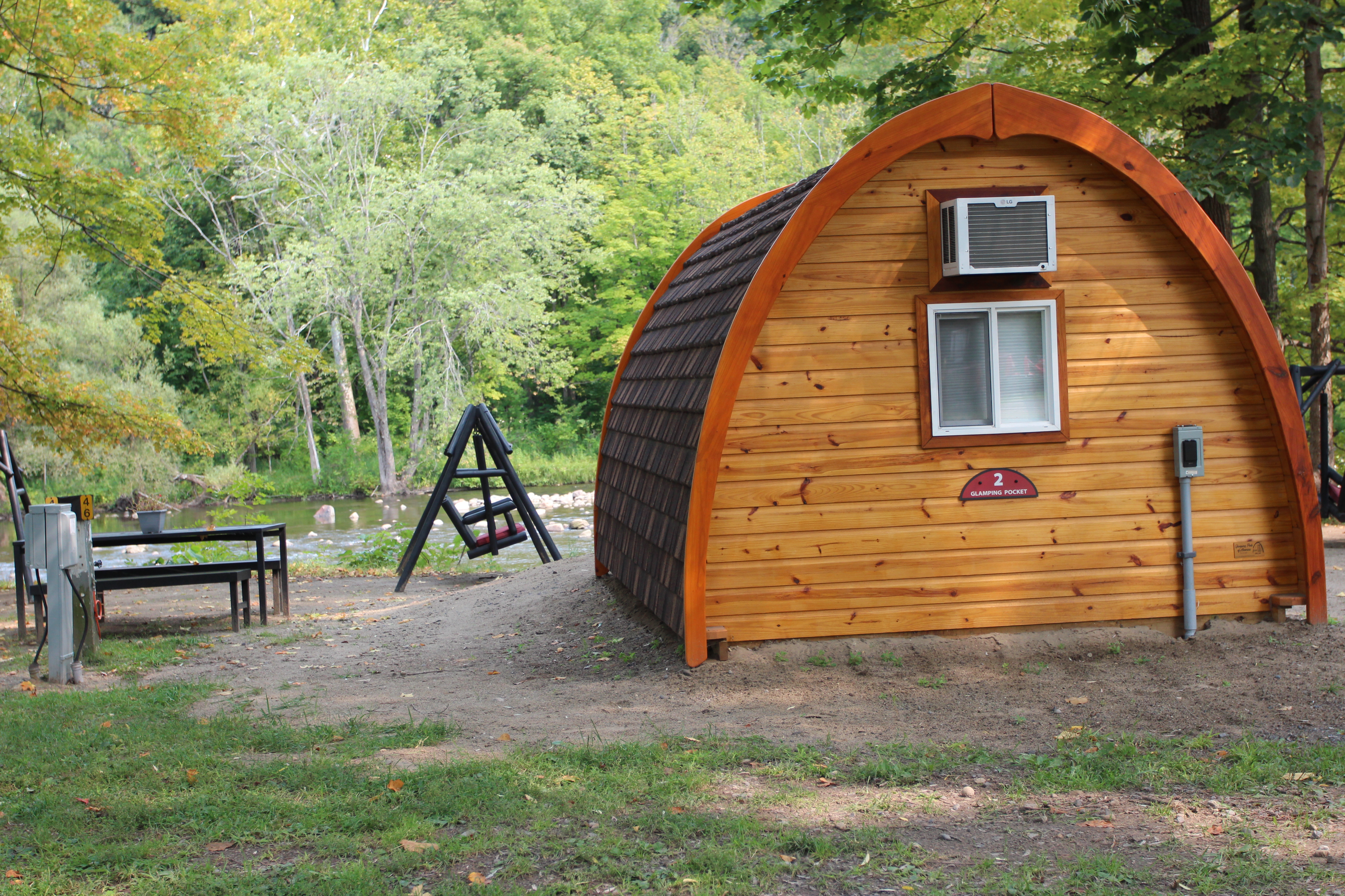 Glamping Pocket 2 Rear Exterior