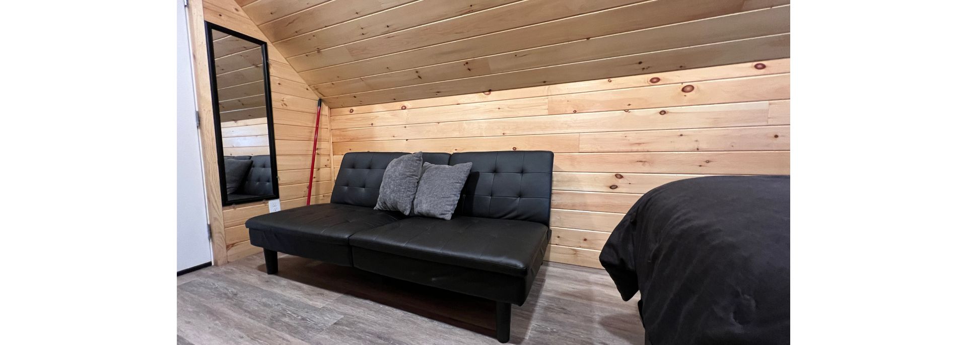 Glamping Pocket 5 - #34 - Futon