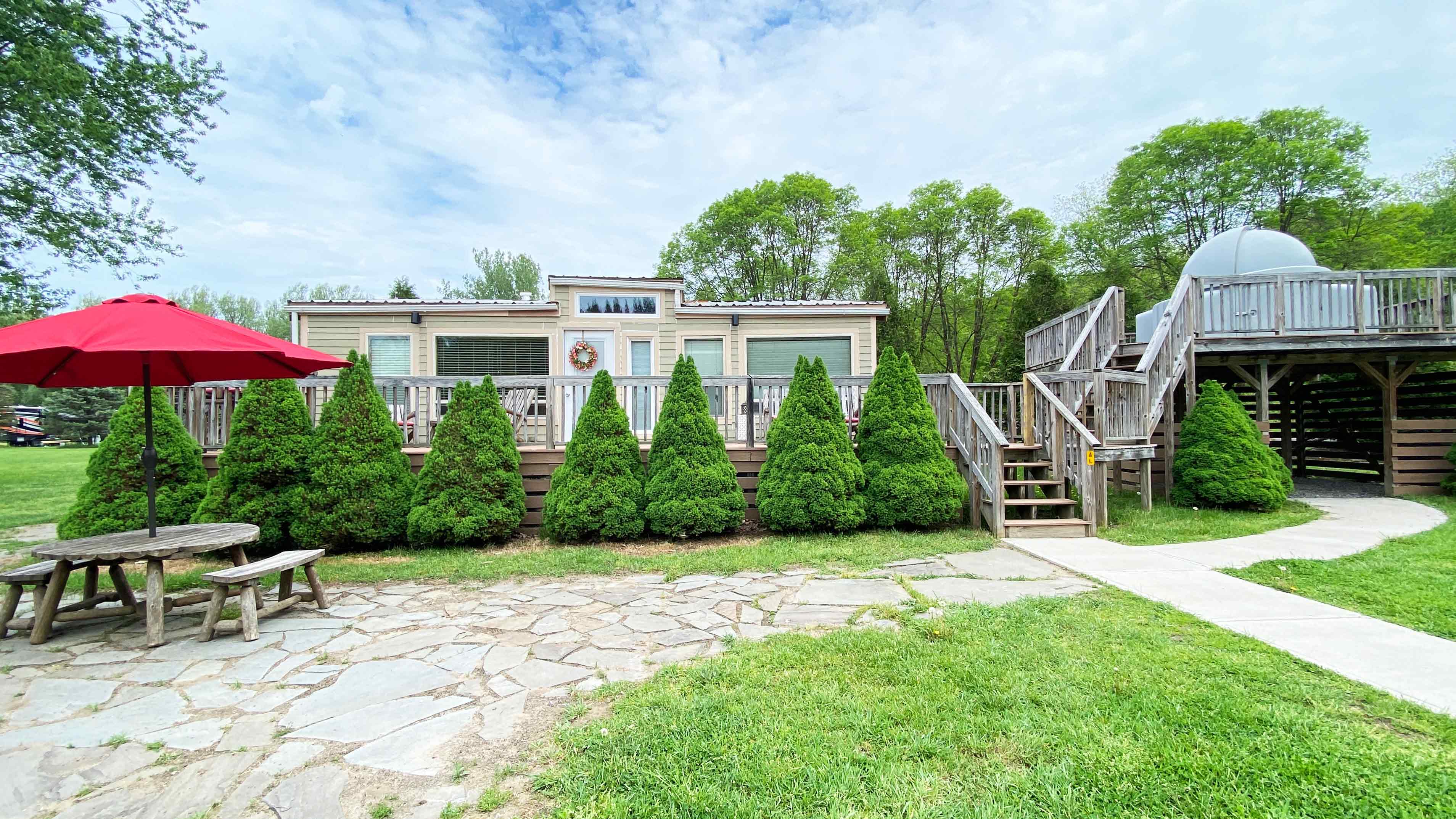 Herkimer, New York Lodging Herkimer Diamond KOA Resort