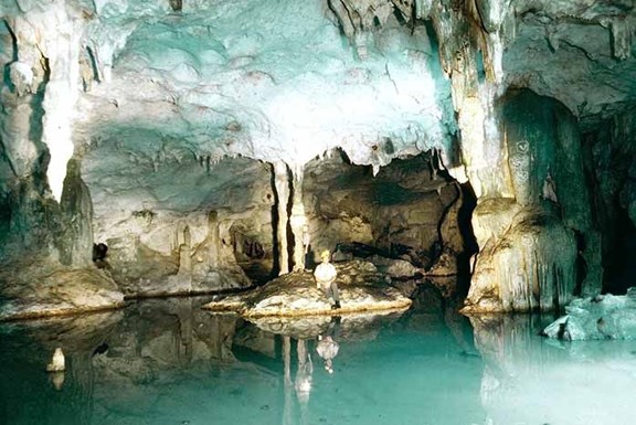 Caving at Cadomin Cave