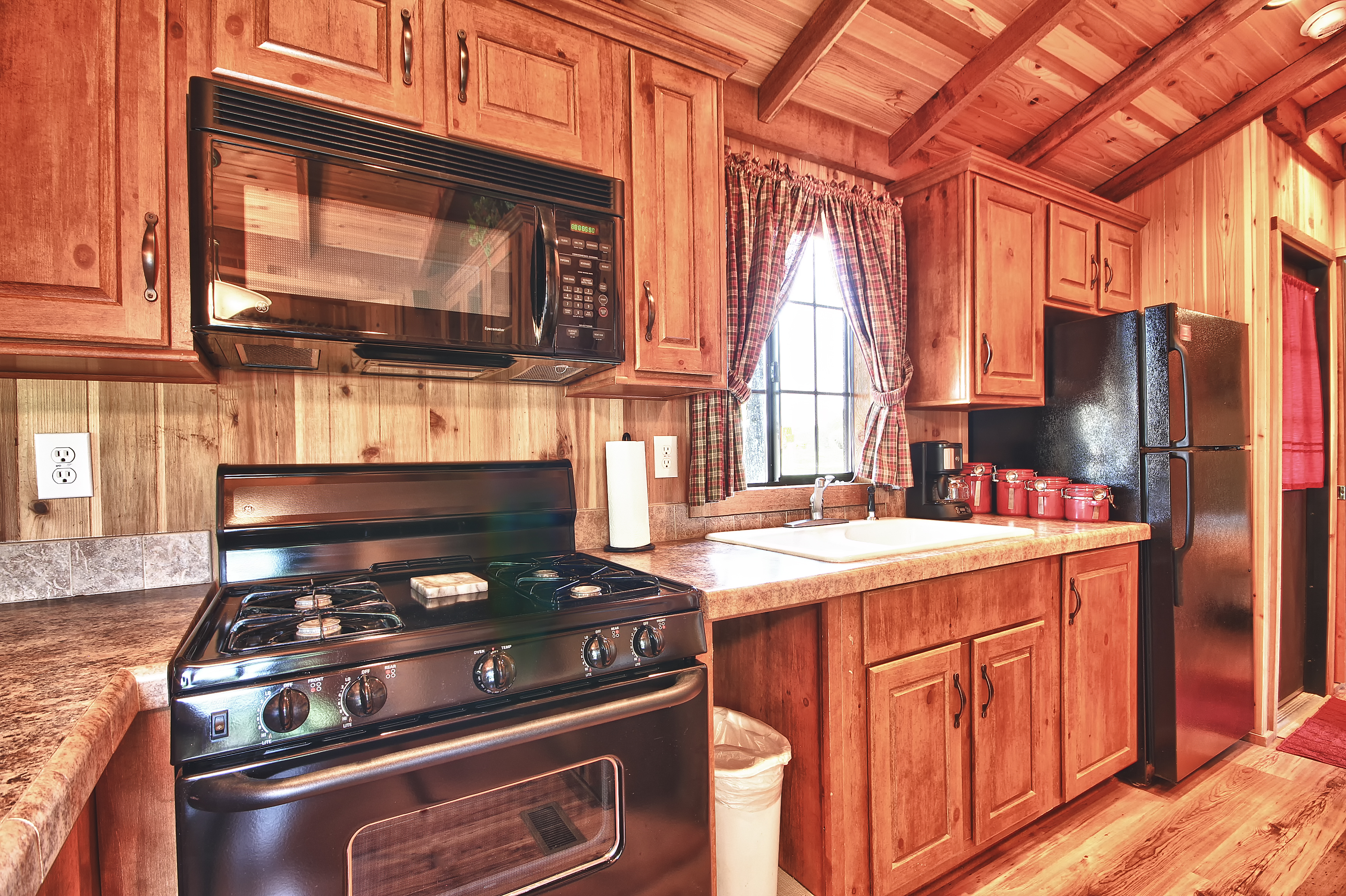 Outdoorsman Kitchen