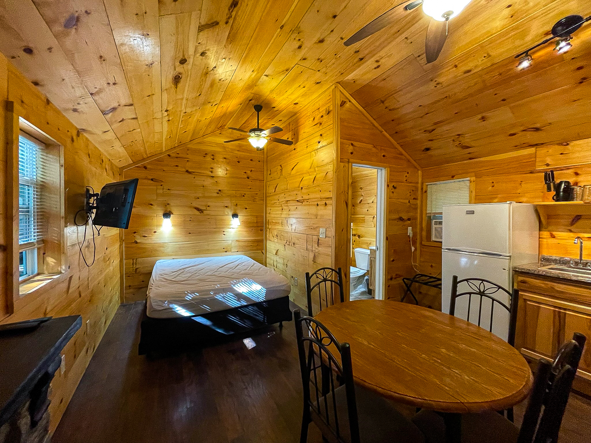 Honesdale, Pennsylvania Lodging Honesdale / Pocono KOA Holiday