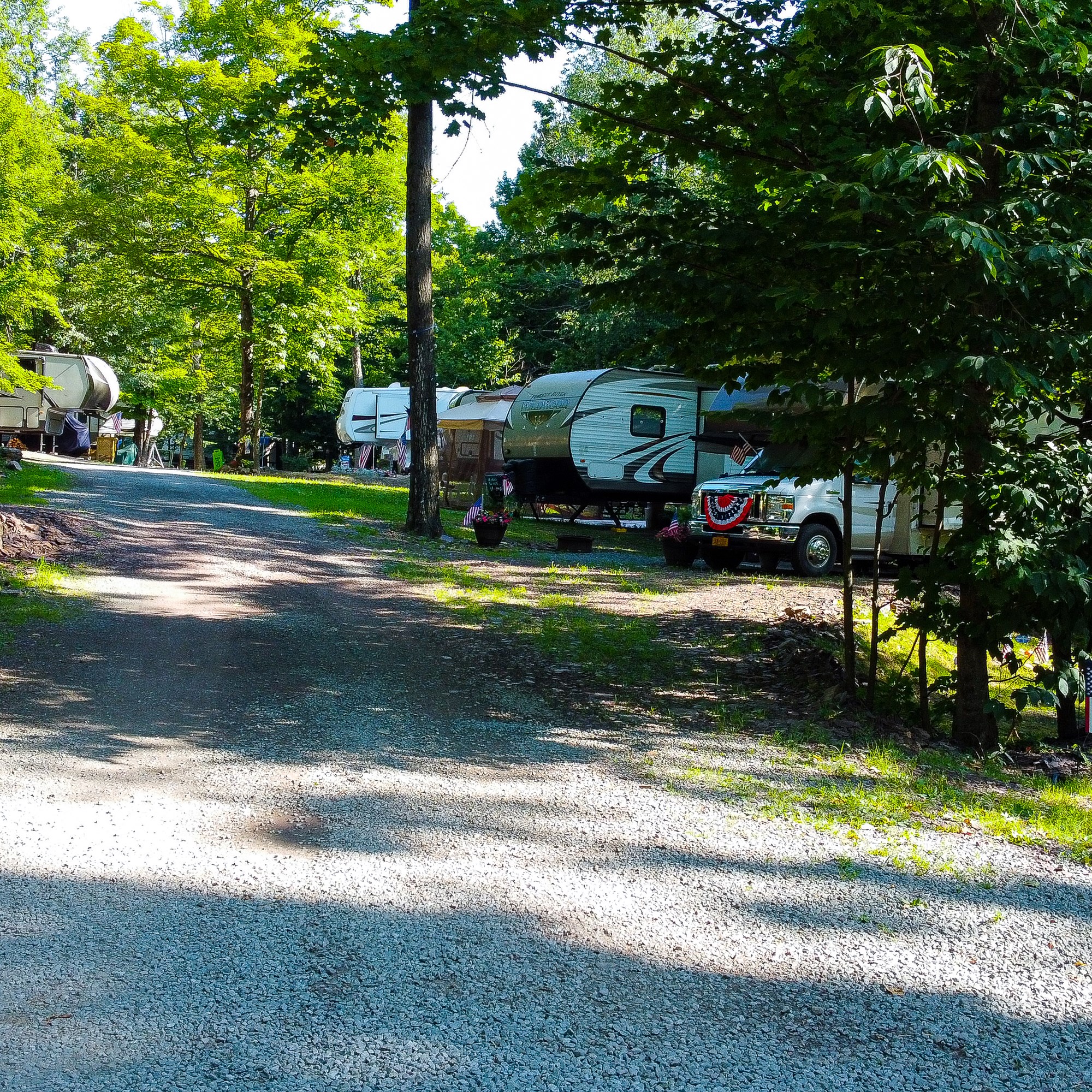 Extended Stays & Seasonal Camping Honesdale / Pocono KOA