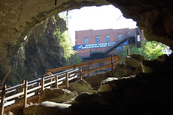 Hidden River Cave and American Museum