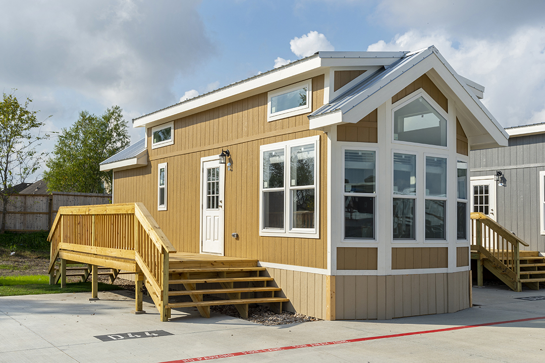 Standard Tiny Cabin 5