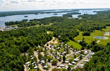 1000 Islands / Ivy Lea KOA Holiday Photo