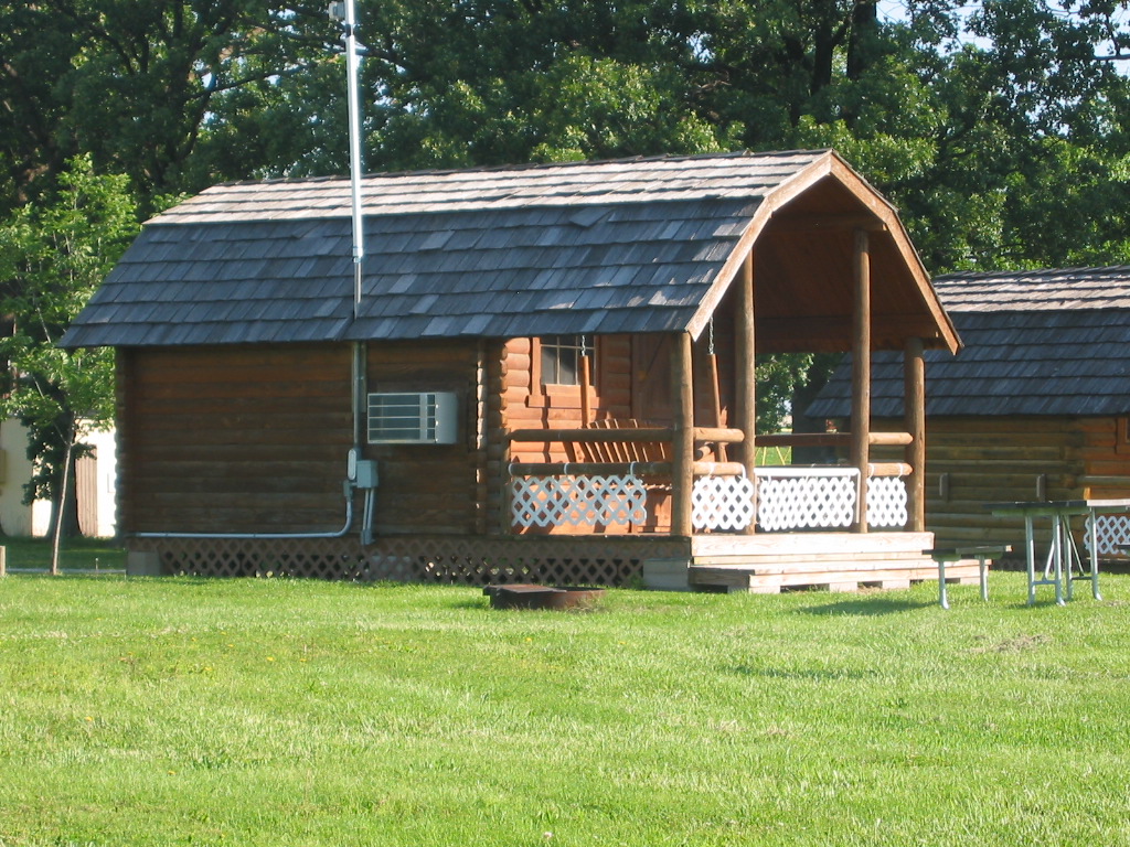 Rustic Kabin sleeps 4