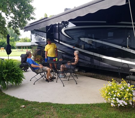 Kansas City West / Lawrence KOA Holiday