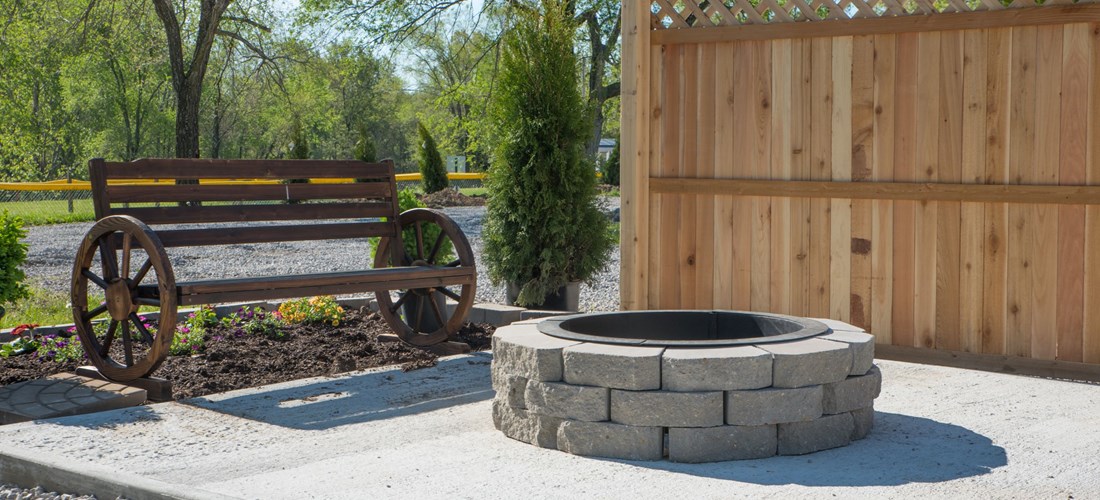 Deluxe site Fire pit