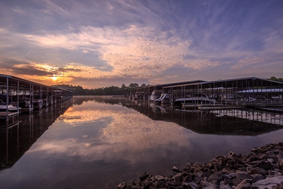 Plan a trip to Charleston, Missouri