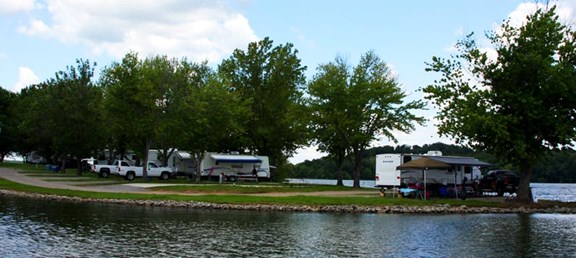 RV Lakefront Patio Sites on Kentucky Lakes