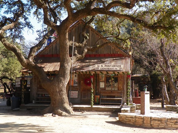 Luckenbach