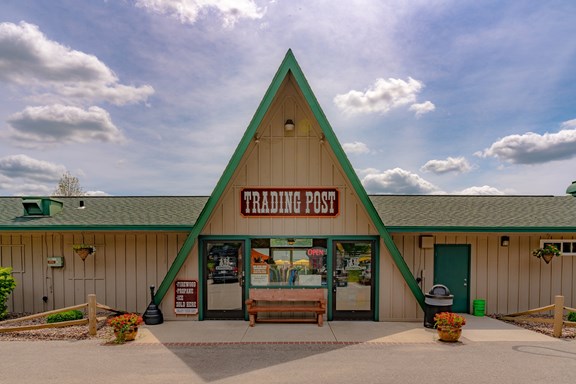Plan a trip to River Hills, Wisconsin