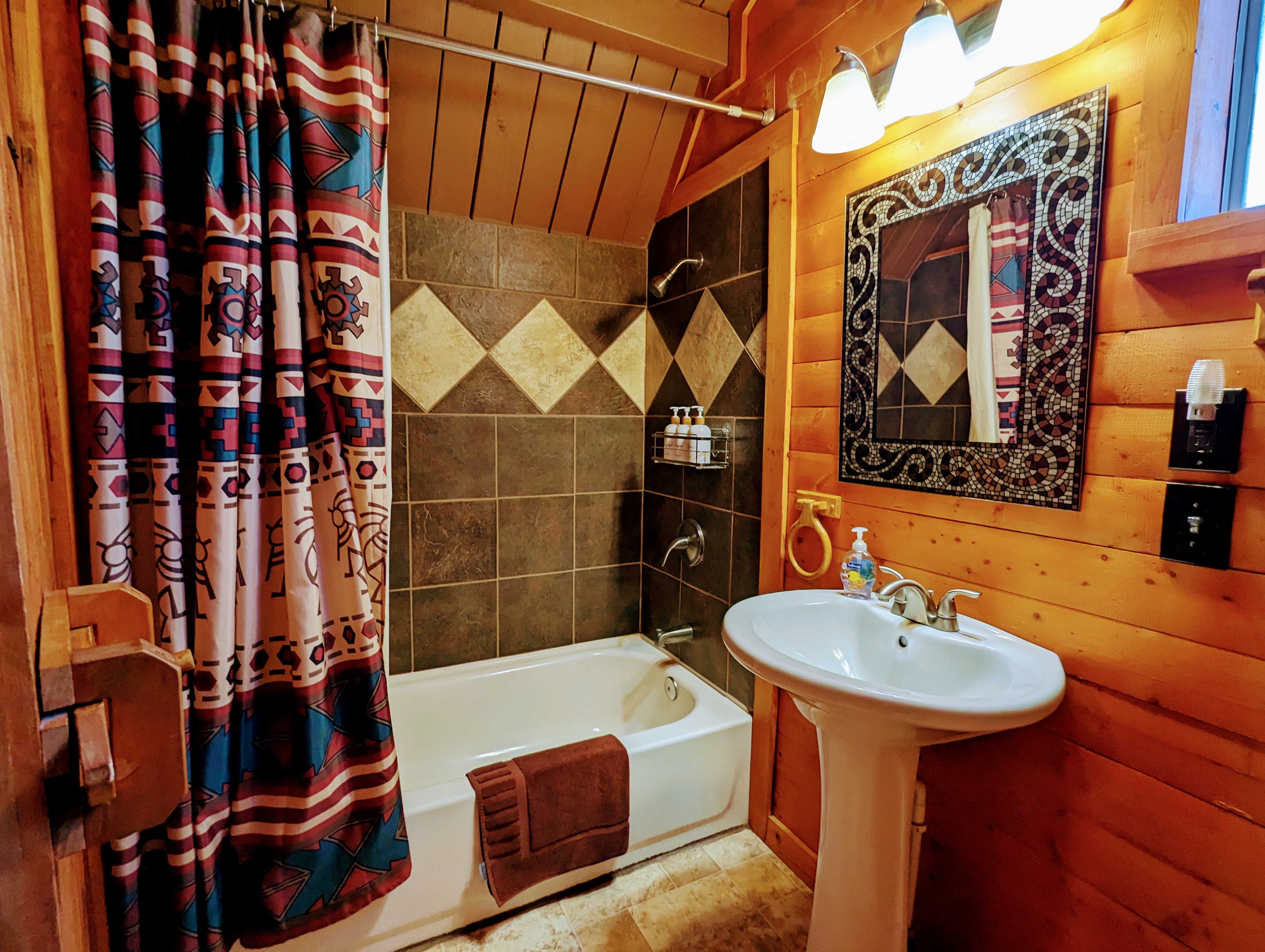 Couples Cabin WITH Bath
