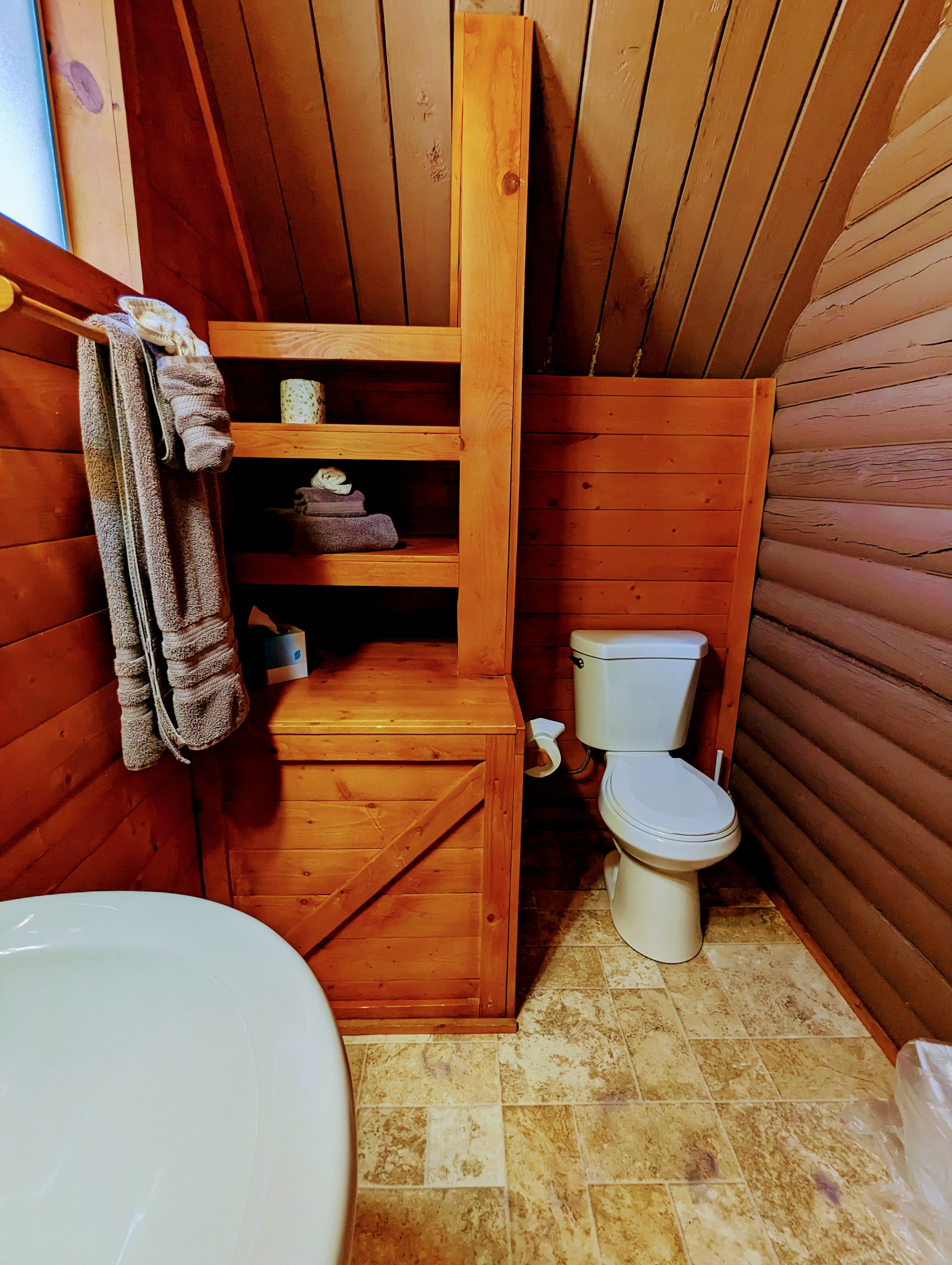 Couples Cabin WITH Bath
