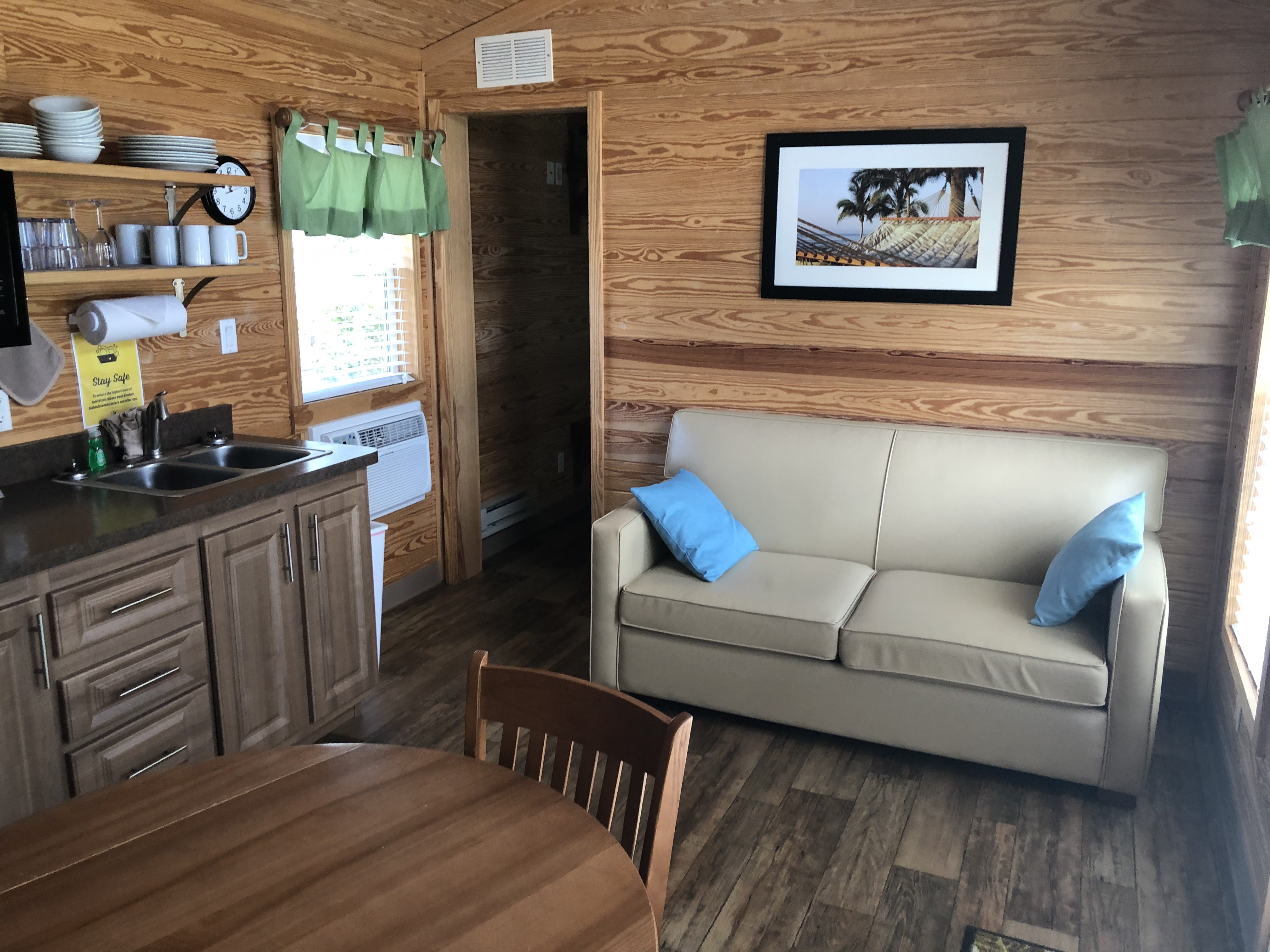 Deluxe Cabin Living area