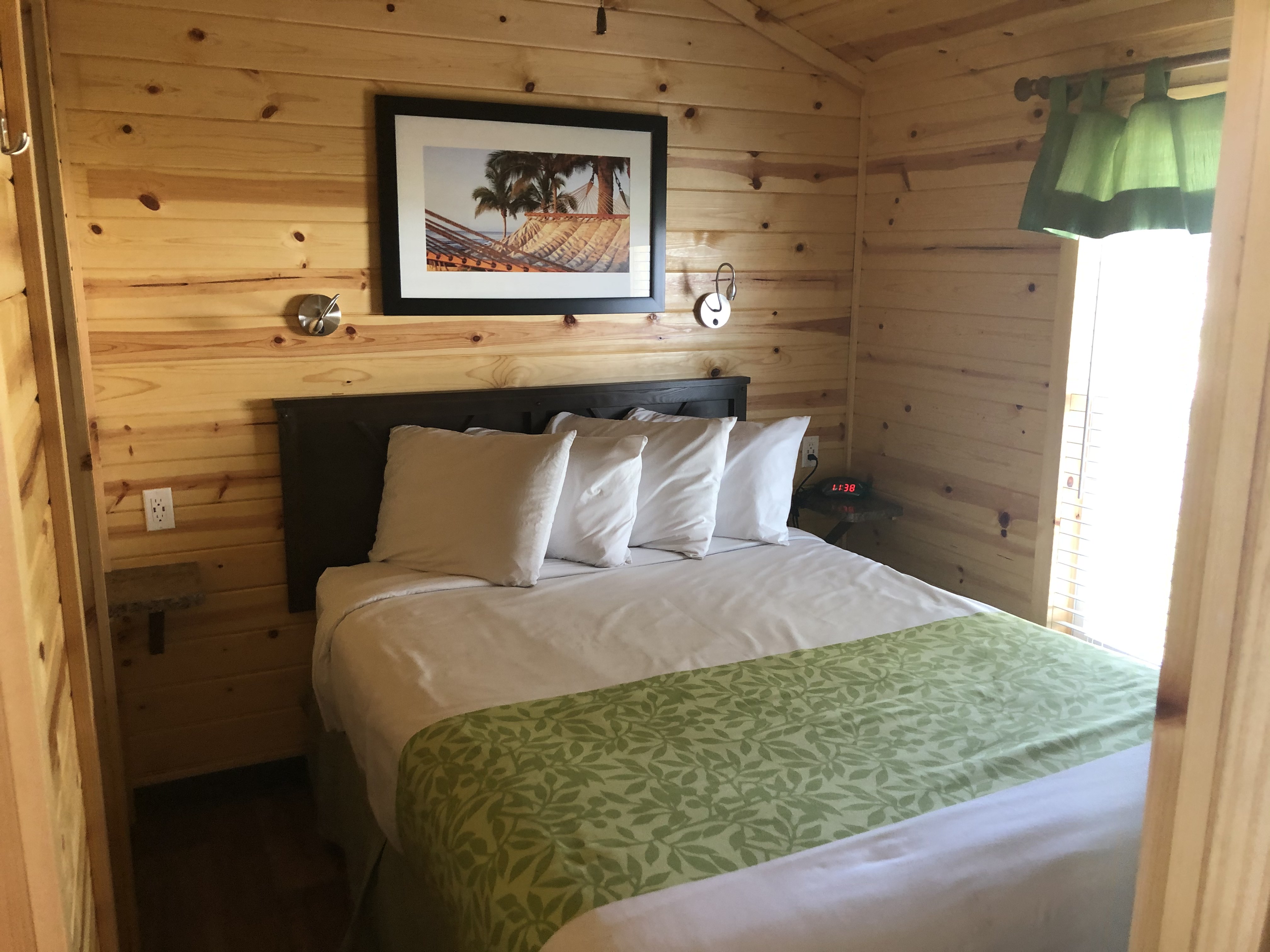 2 Queen Bedroom - Bedroom 1